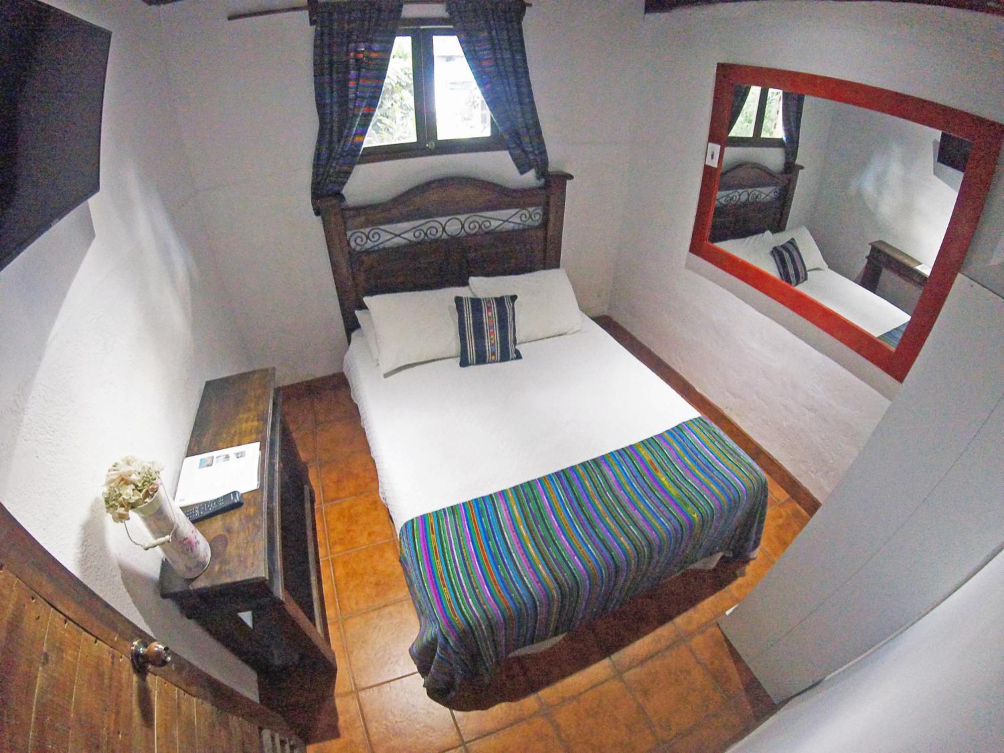 Antigueeno Hostel
